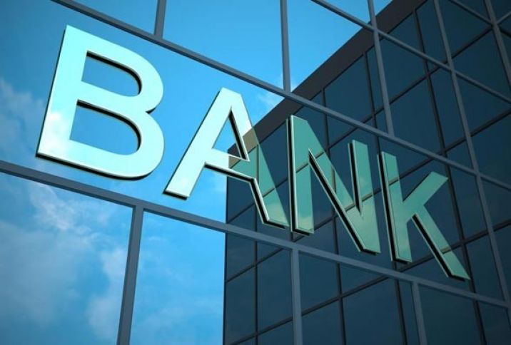 İki bankın filiallarına dair qərarlar qəbul edilib
