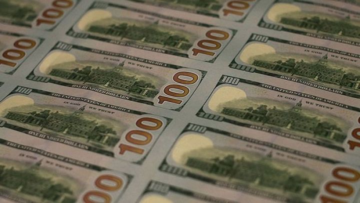 Banklarda Dollar və Avronun alış-satış qiymətləri