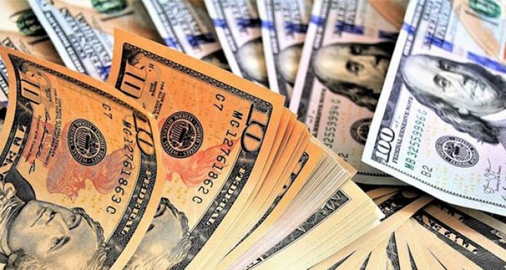 Dolların sabaha olan rəsmi məzənnəsi açıqlandı