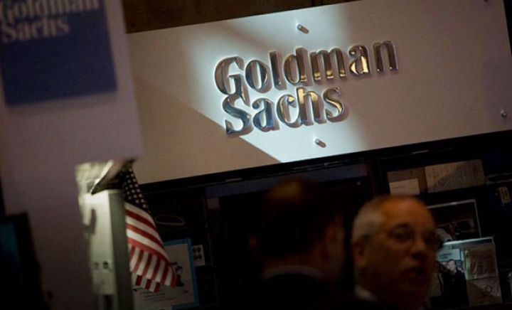 "Hasilatın azaldılması neftin qiymətinin enməsinin qarşısını ala bilməyəcək, 20 dollara düşəcək"