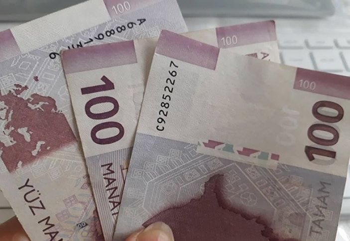 Manat bu valyuta qaşısında təxminən 16% ucuzlaşıb