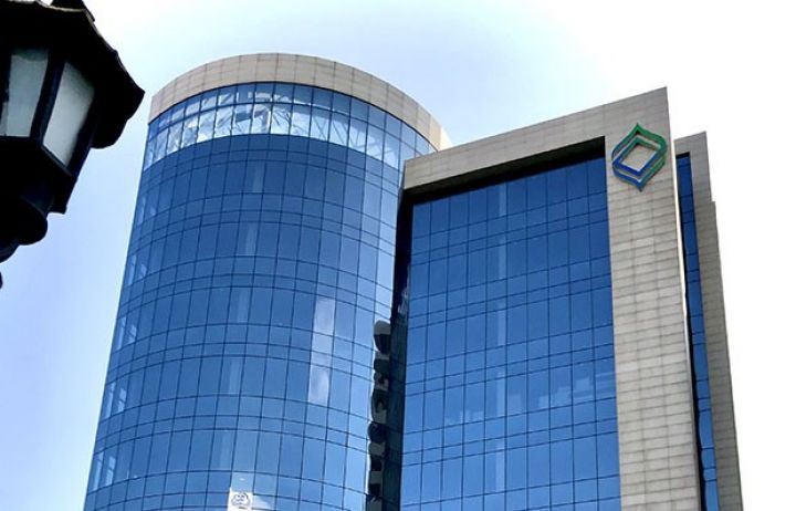 “Amrahbank”ın faiz gəlirləri 30 faiz artıb