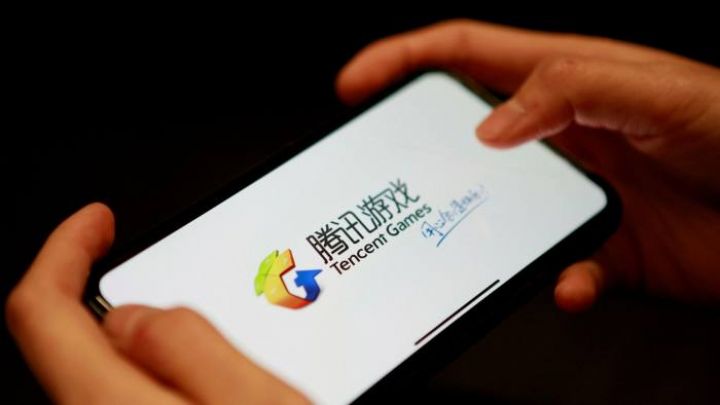 Dövlət mətbuatı video oyunlara “mənəvi tiryək” dedi, iri şirkətlər dəyər itirdi