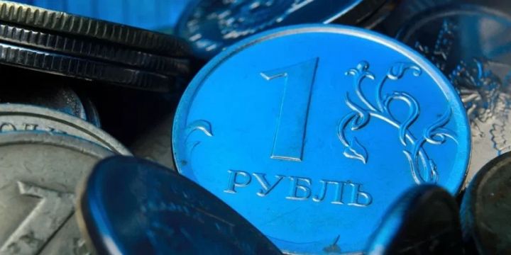 Rubl dollar və avro qarşısında bir qədər möhkəmlənib