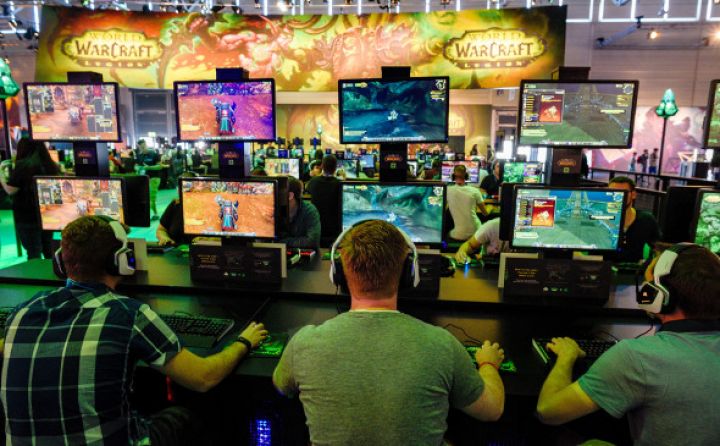 Activision Blizzard-ın gəlirləri birinci rübdə 22% azalıb