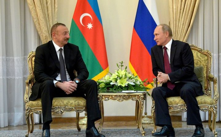 Putin İlham Əliyevə zəng etdi