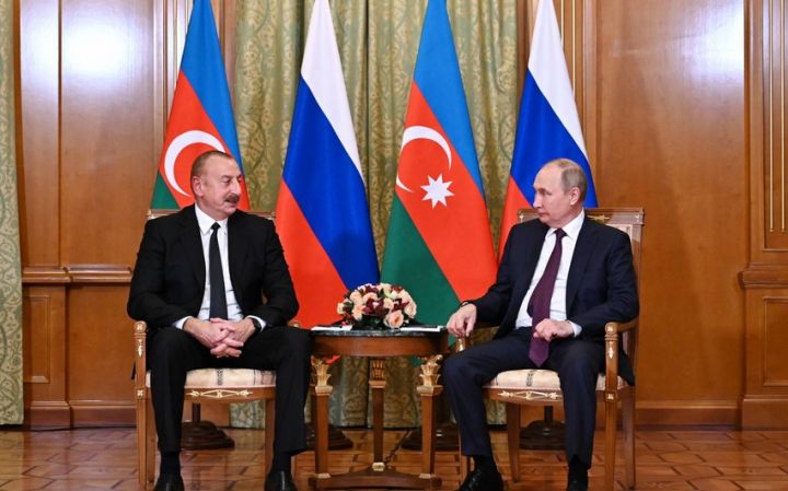 Putin: “Üçtərəfli işçi qrupun fəaliyyətinə əlavə təkan vermək lazımdır”