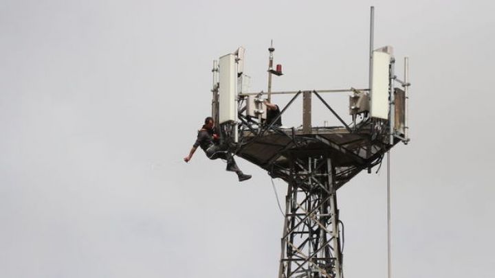 Türkiyədə mobil operatorlar barəsində cinayət işi açılıb