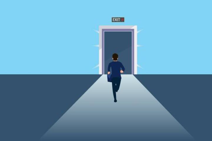 Bankın İdarə Heyətinin sədri vəzifəsindən ayrılıb