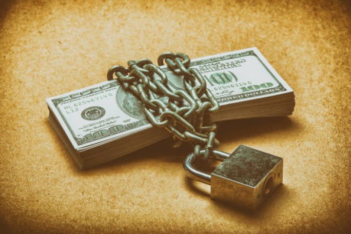 Dolların sabah üçün rəsmi məzənnəsi müəyyən olunub