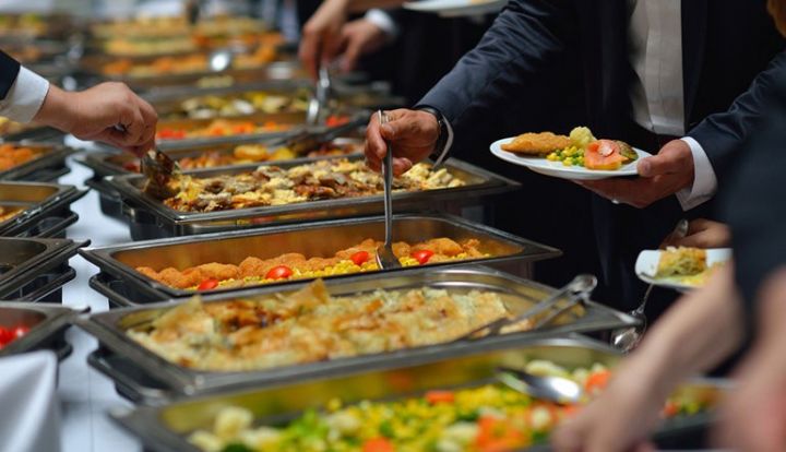 Bakının mərkəzində restoran yandı