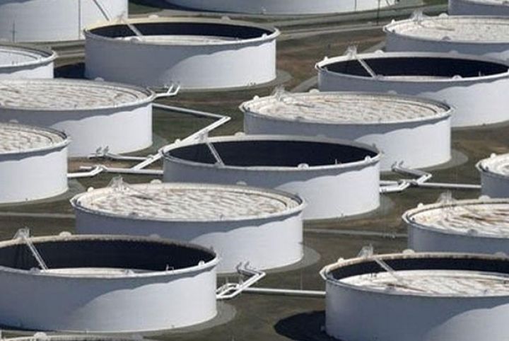 ABŞ-ın xam neft ehtiyatları azalıb