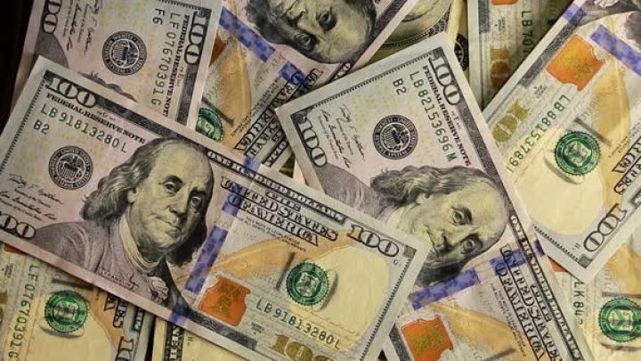 Dolların sabaha olan rəsmi məzənnəsi açıqlandı