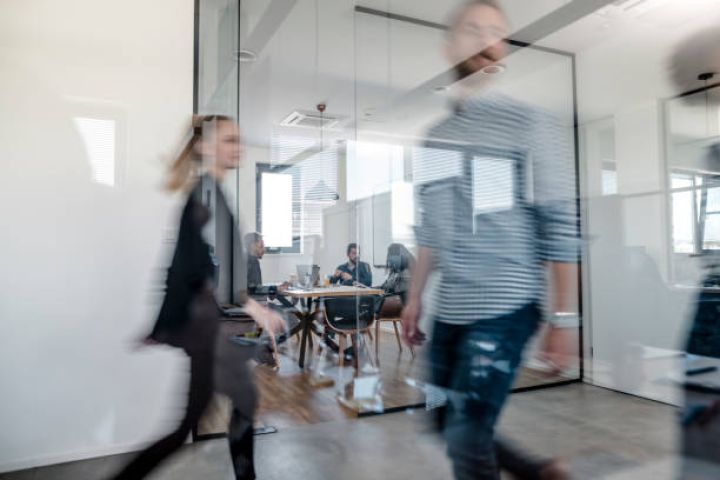 Bank sektorunda çalışanların sayı artmaqda davam edir - 27 MİN NƏFƏRƏ YAXINLAŞIB