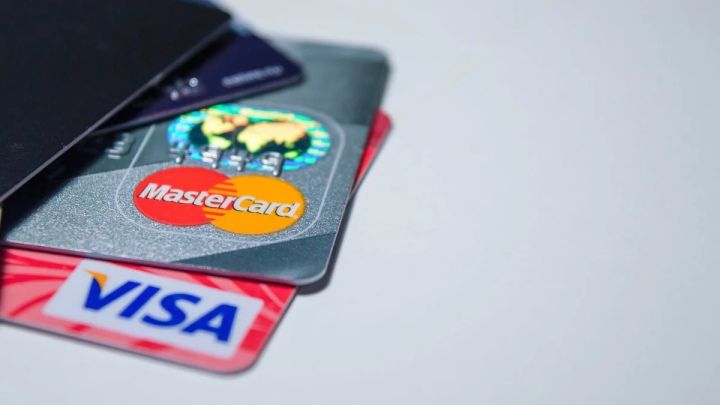AMB ödəniş kartlarının təhlükəsizliyinə dair məcburi standartlar tətbiq edəcək