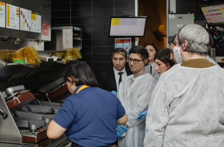 McDonald’s yenə təəccübləndirdi...